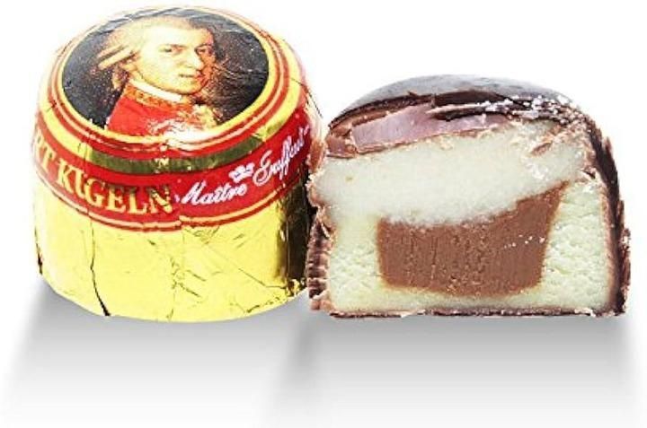 Конфеты Maitre Truffout Mozartkugeln марципан пралине в шоколад 200 г 99311 фото